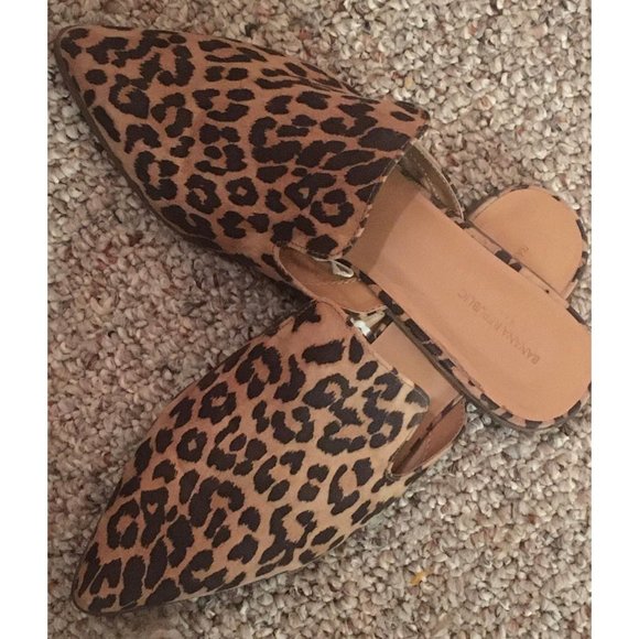 Banana republic Animal print mule - Picture 2 of 4